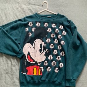 Vintage Pop-Art Mickey Mouse Sweatshirt